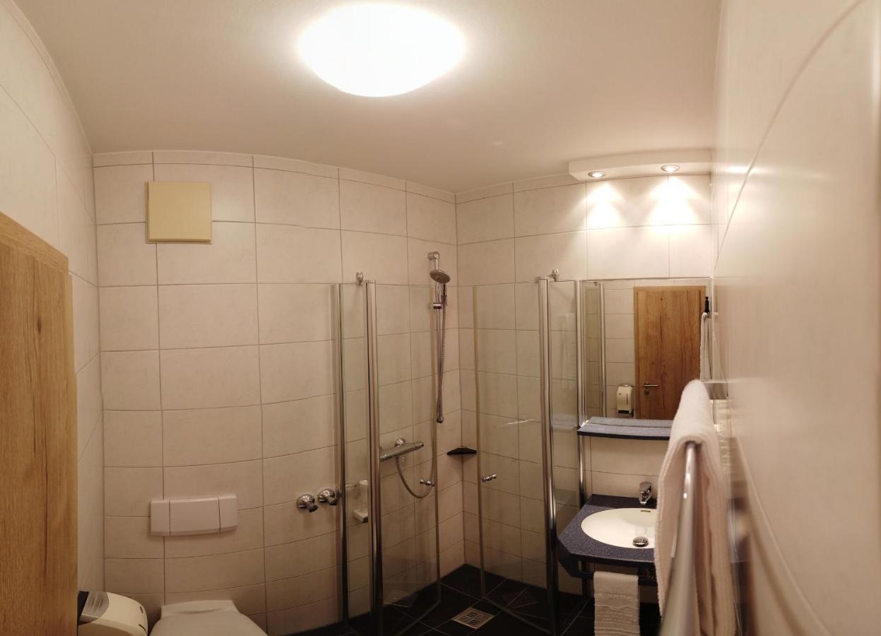 Gasthof Zur Bruecke Kaufering Екстер'єр фото